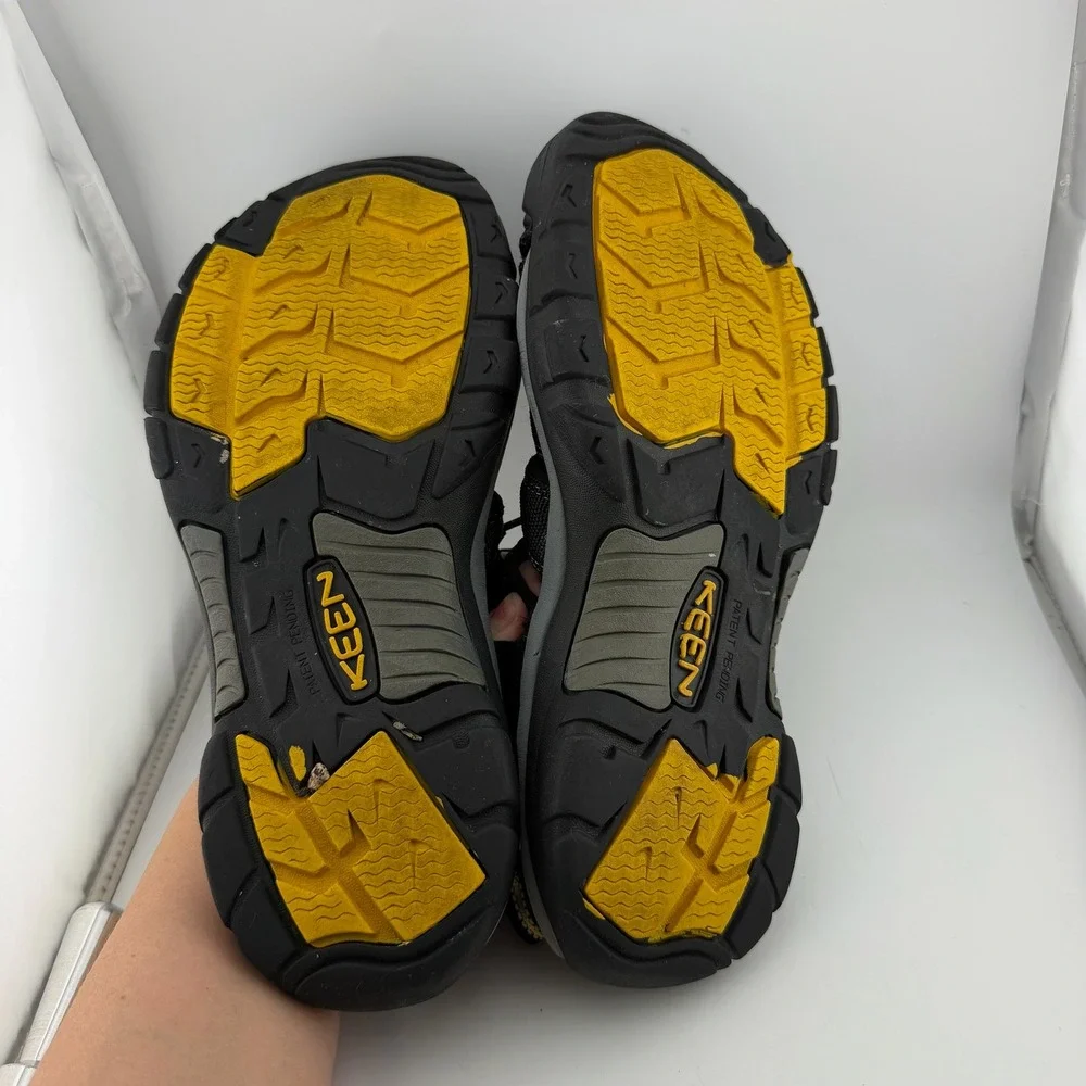 Keen Mens 11 Black Newport H2 Waterproof Sport Sandal Toe Protection (2468)